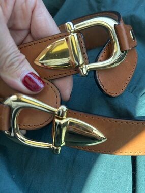 Stunning Festival vibes Designer Neiman Marcus high end Horsebit leather belt